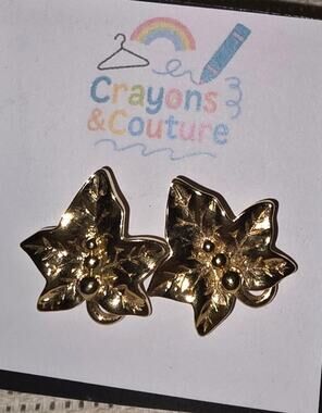 VTG Avon Gold Maple Leaf & Berry Earrings Autumn Fall Harvest Nature Cottage